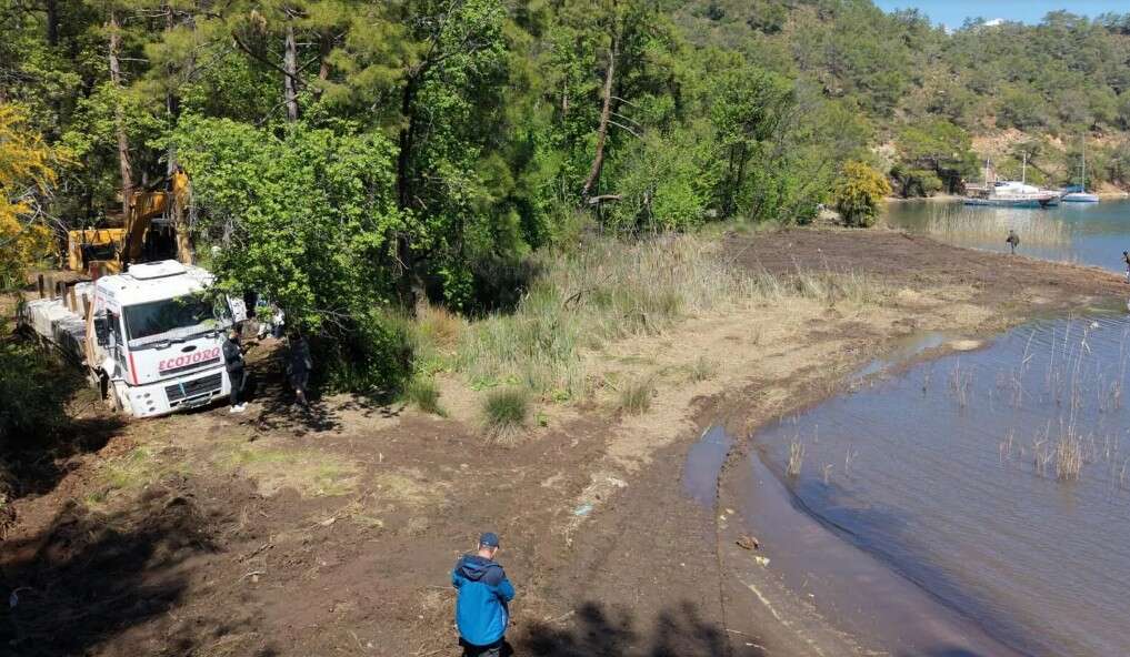 Cennet Koy Göcek’te Gerilim Tırmanıyor: Jandarma ve Sahil Güvenlik Karada ve Denizde Vatandaşların Koya Girmesine İzin Vermiyor 3